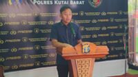 Kasat Reskrim Polres Kutai Barat AKP Khairul Umam, S.Tr.K., S.I.K., saat menyampaikan sambutan dalam peresmian Pos Unit Reaksi Cepat (URC) di kawasan Simpang Raya, Kecamatan Barong Tongkok, Kutai Barat, Kamis (27/8/2026).
